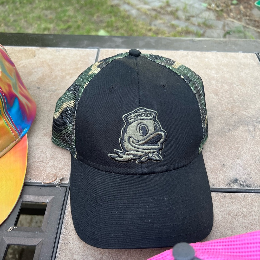Colorful Baseball Cap Collection - Picture 9 of 9